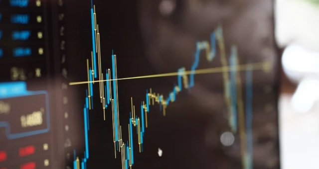 Impact Of The New “Adverse Market Refinance Fee” And How To Beat It